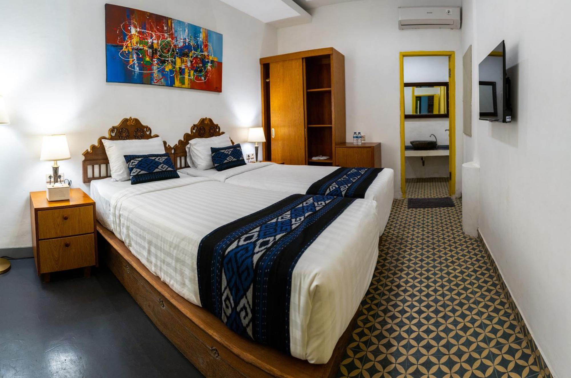 Attara Inn Сенгиги Екстериор снимка