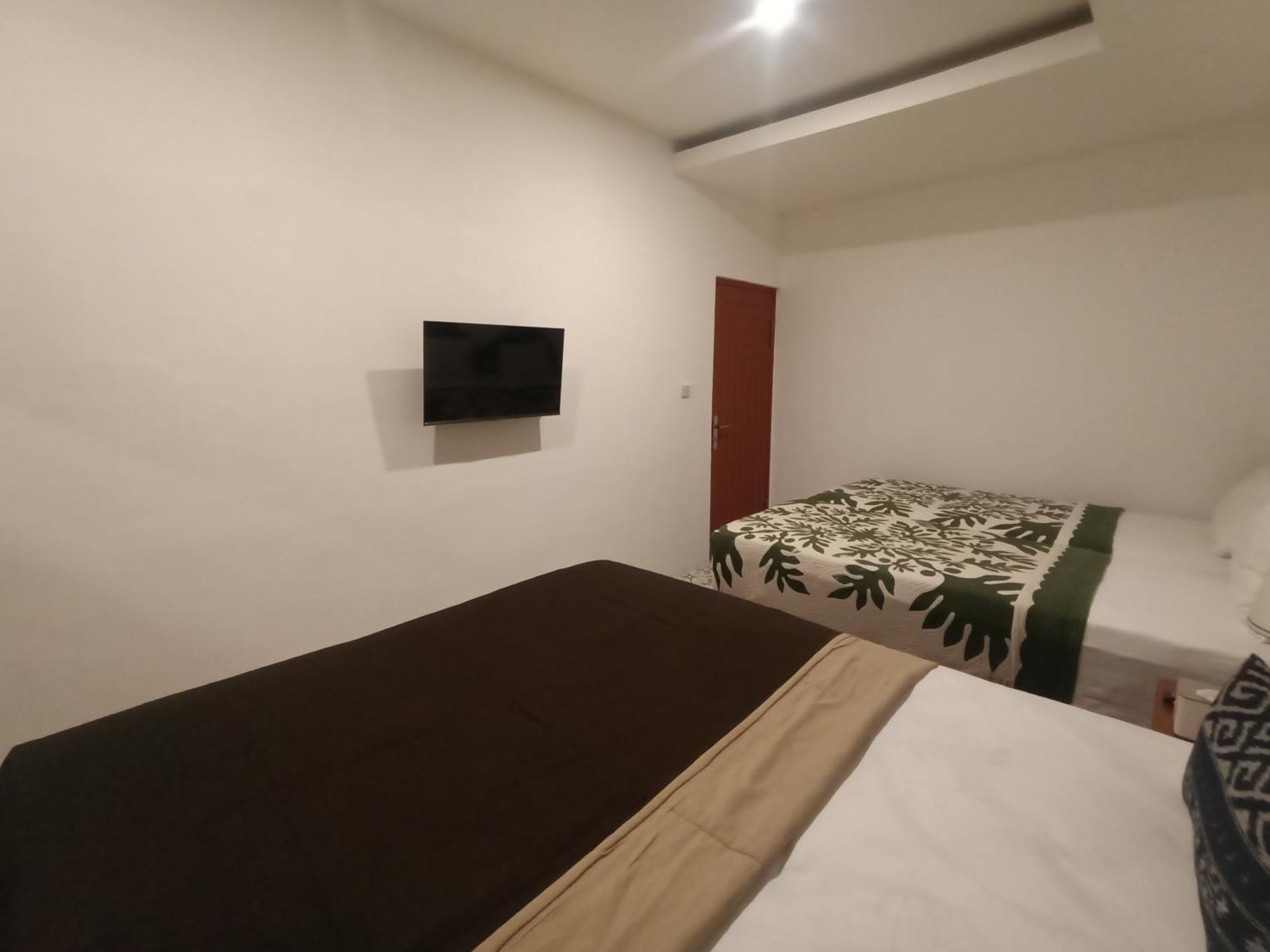 Attara Inn Сенгиги Екстериор снимка
